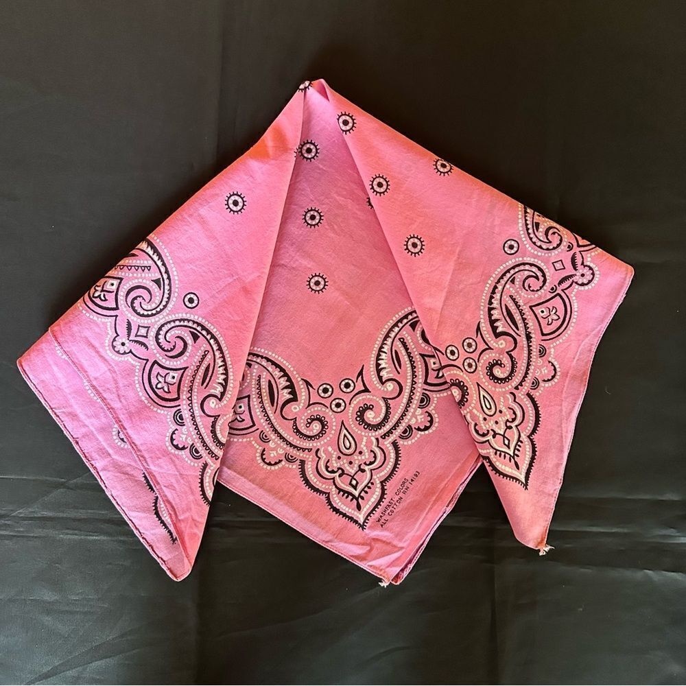 Vintage Washfast Colors Pink and Black Paisley Cotton Bandana - Picture 4 of 6